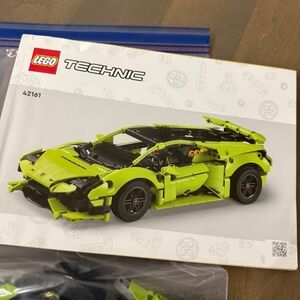 Lego Technic 42161 Lamborghini Huracan
